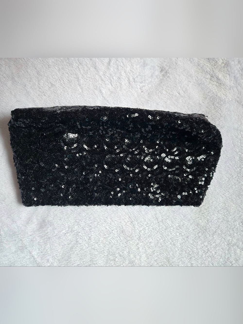 NWT Victoria's Secret Black Sequin Magnetic Closure Clutch/Cosmetic Makeup Bag - Picture 2 of 4